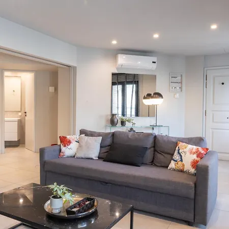 Ultimate 3 Building In The Center For 15 Ppl Apartment Athens